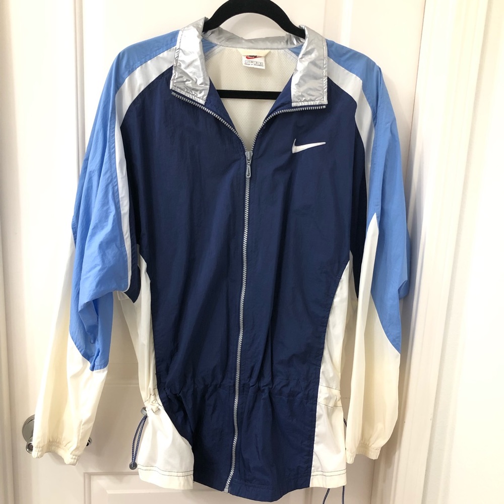 Vintage Nike Women’s Windbreaker Drawstring